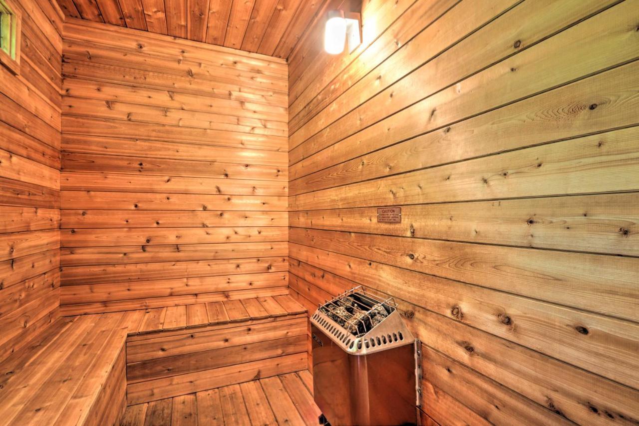 Gatlinburg Chalet Hot Tub, Sauna And Mountain View Eksteriør billede